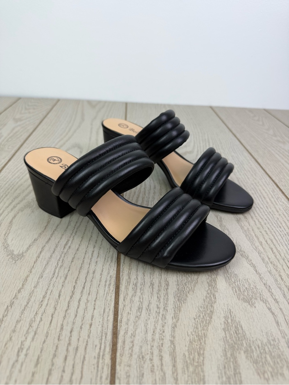 Bella Vita Women's Georgette Heeled Sandals 8.5M Black Leather $100